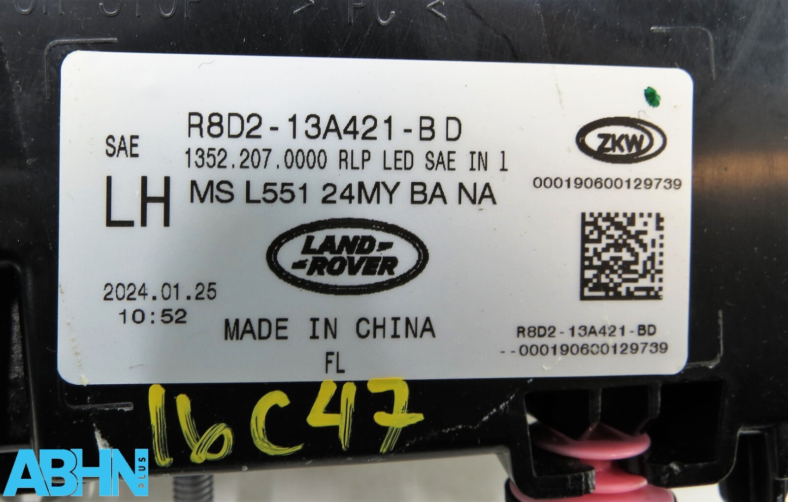 R8D213A421BD Range Rover Evoque L551 24 Genuine Rear Left Tailgate Light BA NA 7 - Image 9