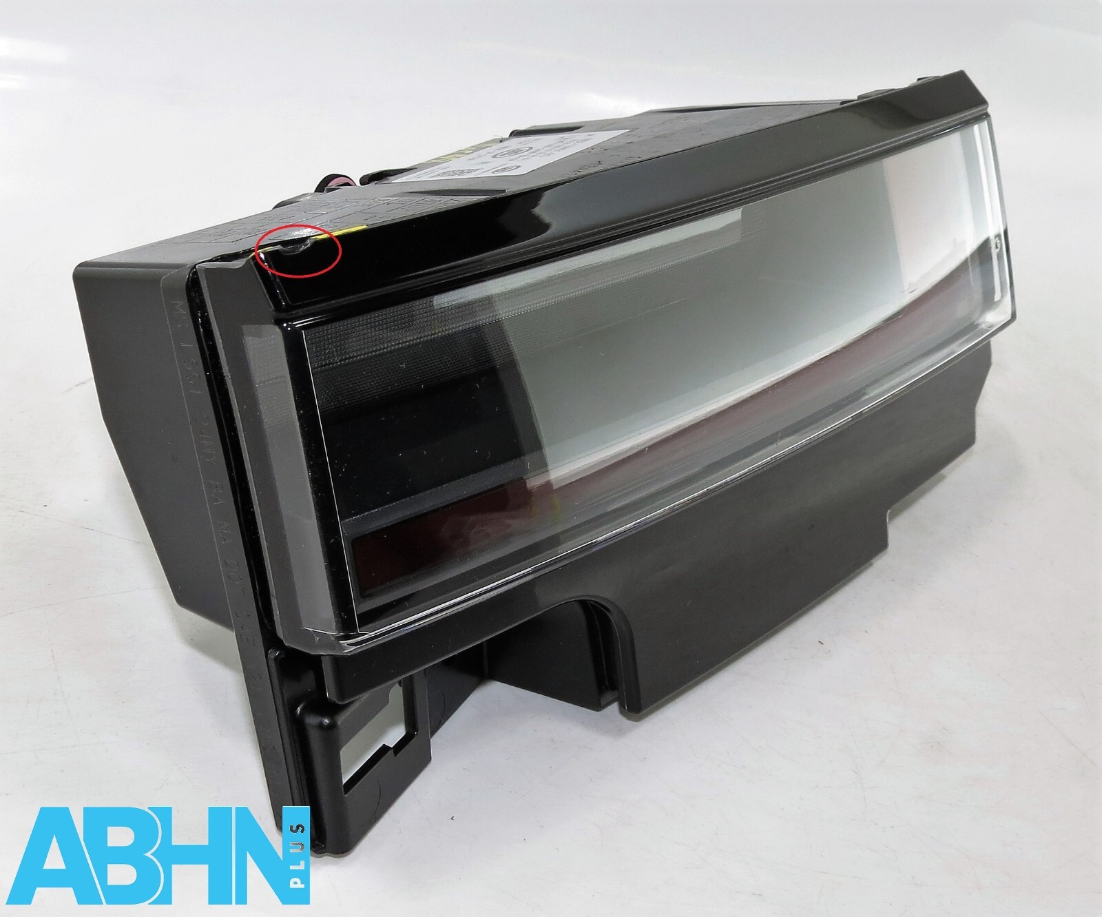 R8D213A421BD Range Rover Evoque L551 24 Genuine Rear Left Tailgate Light BA NA 8 - Image 4