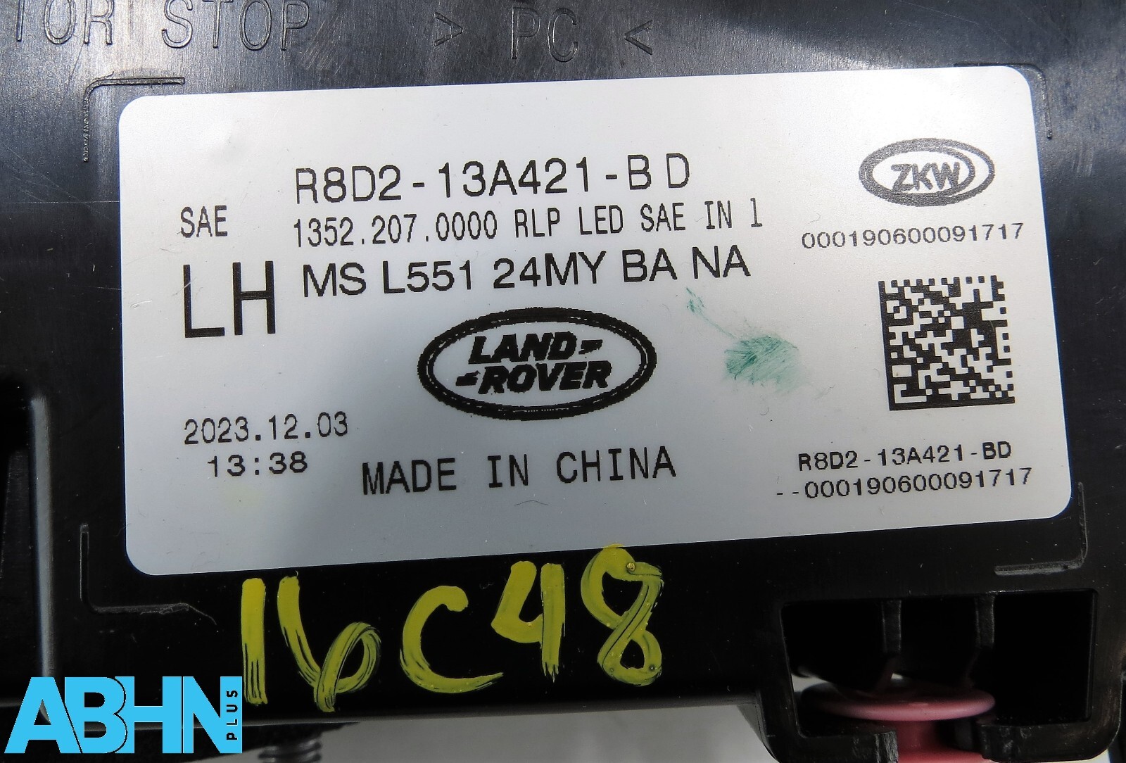 R8D213A421BD Range Rover Evoque L551 24 Genuine Rear Left Tailgate Light BA NA 8 - Image 10