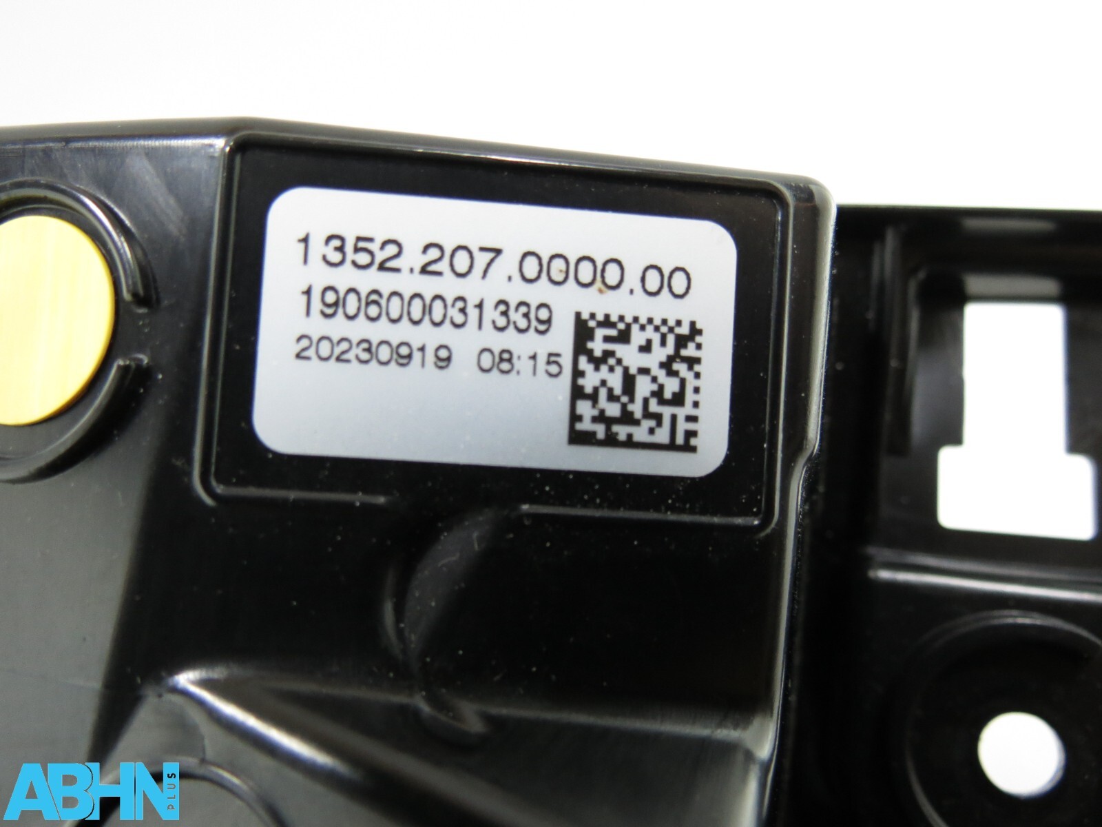 R8D2-13A421-BC Range Rover Evoque L551 Genuine Rear Left Tailgate Light RL MY24 - Image 11