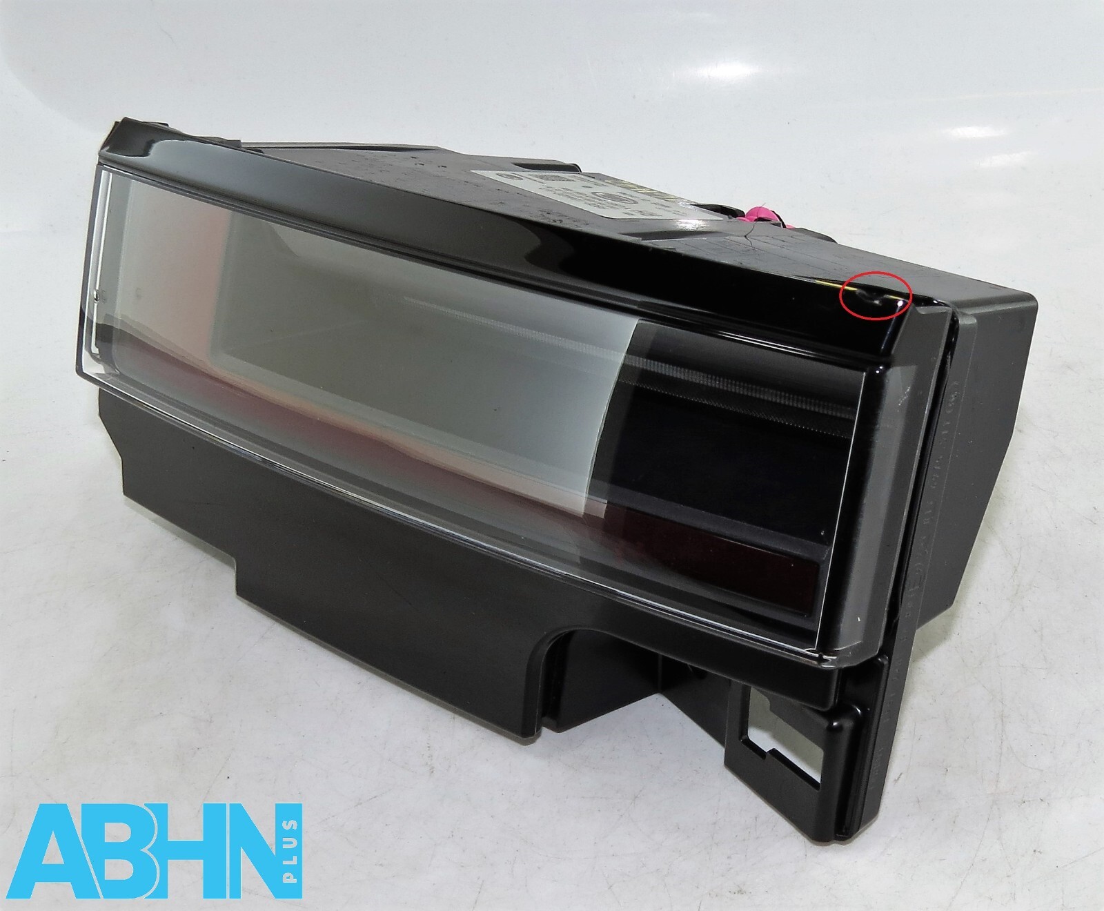 R8D2-13A420-AD Range Rover Evoque L551 Genuine Rear Right Tailgate Light BA RW 2 - Image 6