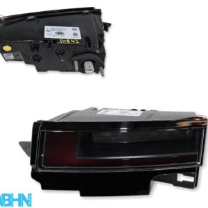 R8D213A420BC Range Rover Evoque L551 24MY Rear Right Inner Tailgate Light SAE 2