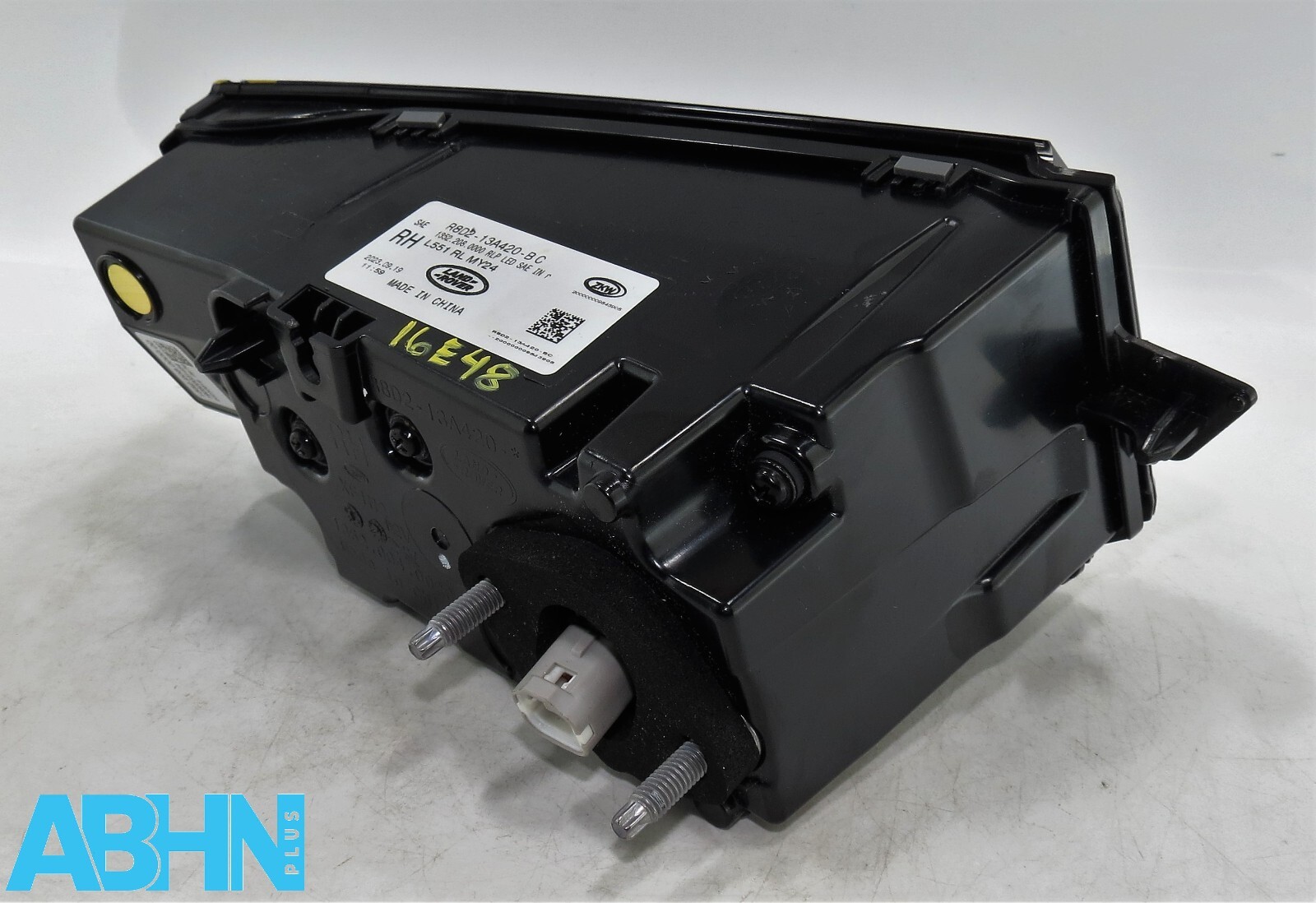 R8D213A420BC Range Rover Evoque L551 24MY Rear Right Inner Tailgate Light SAE 8 - Image 9