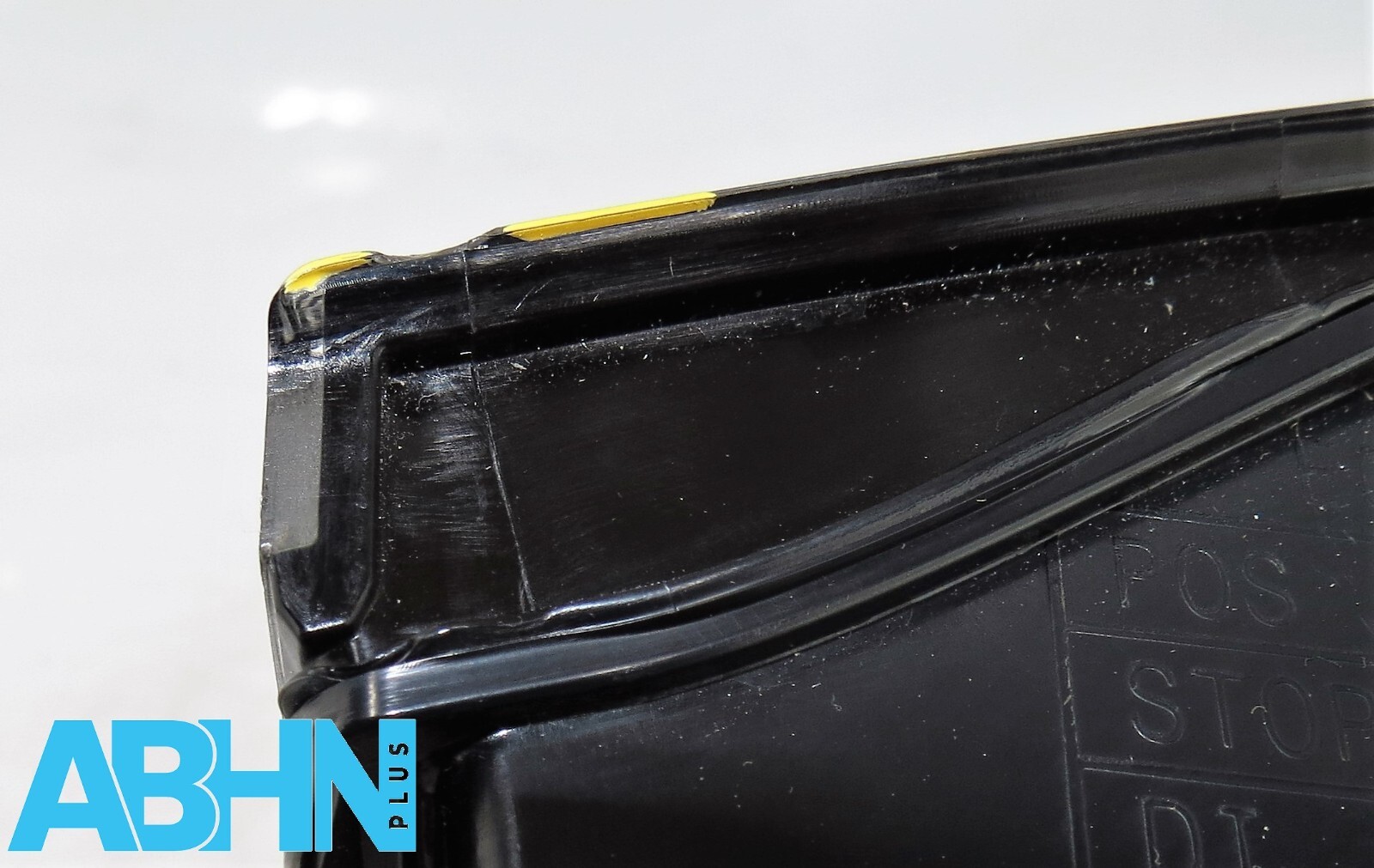 R8D213A420BC Range Rover Evoque L551 24MY Rear Right Inner Tailgate Light SAE 8 - Image 10