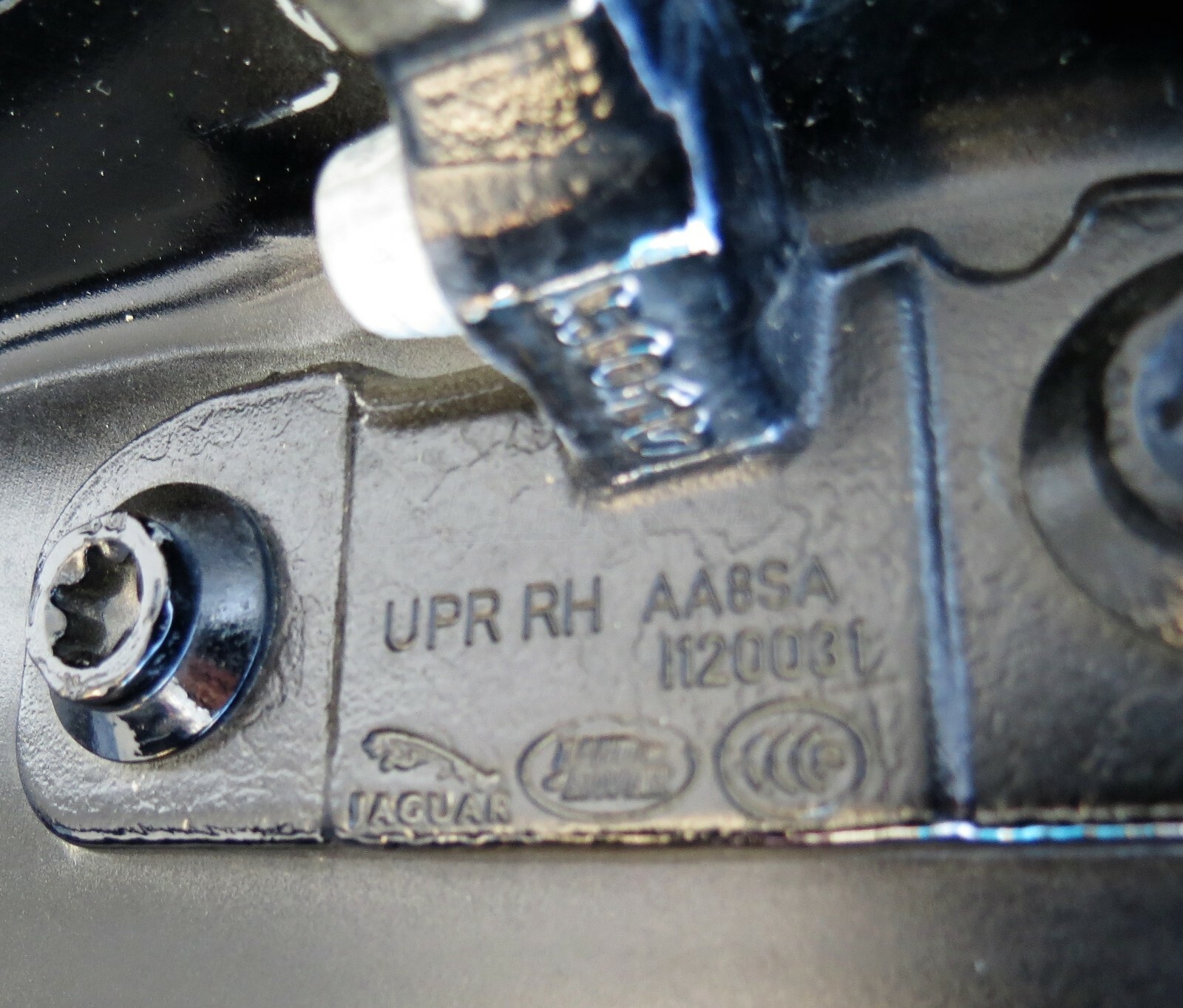 Land Rover Discovery 5 L462 Genuine Right RH Side Bare Door Panel Narvik Black - Image 11