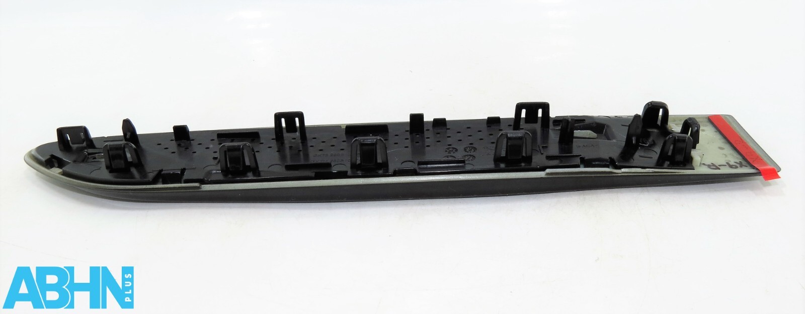 Jaguar XF X260 Genuine New Pair Left + Right Side Wing Fender Vent Trim Black - Image 13