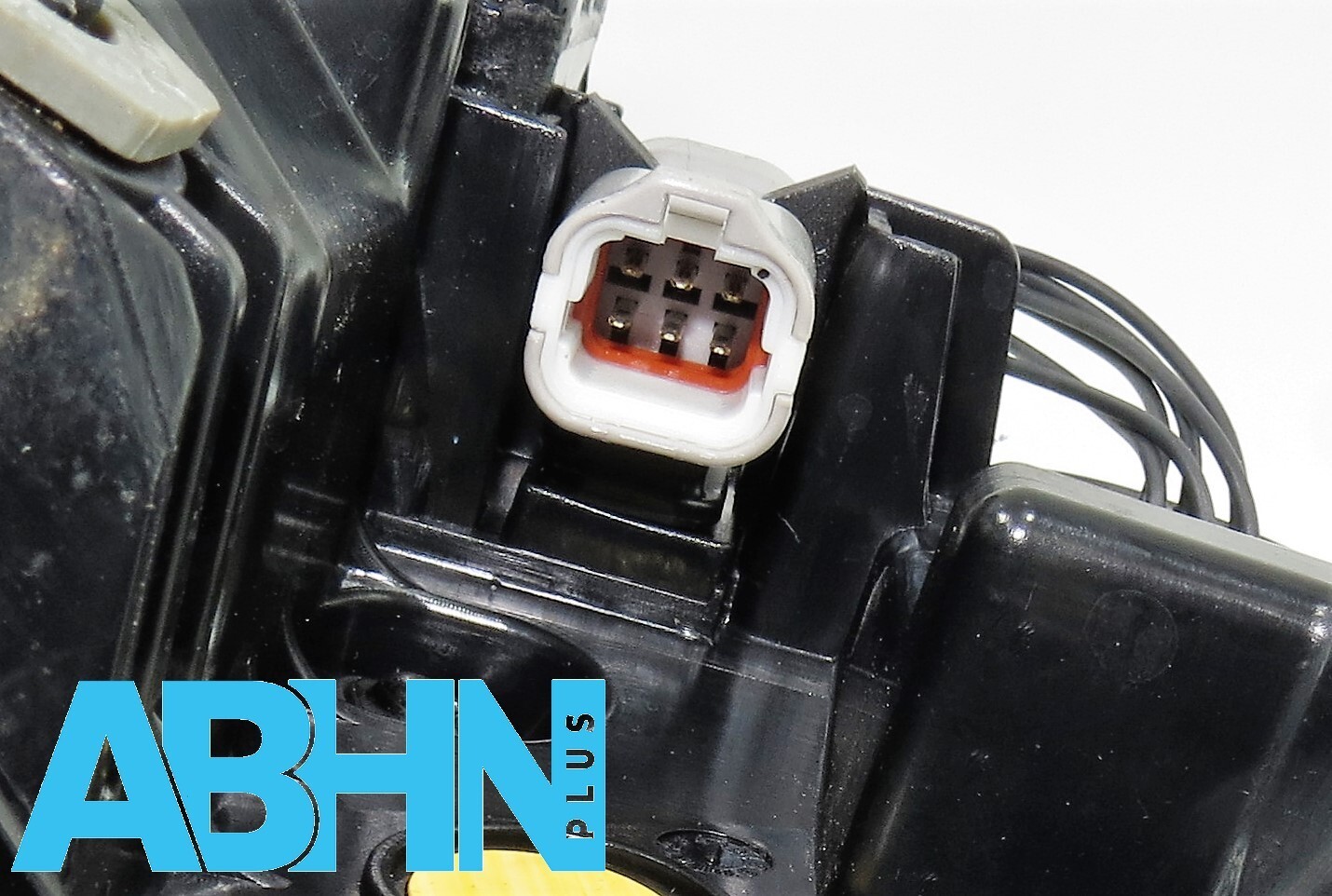 R8D213405AD Range Rover Evoque L551 24MY Left Rear Outer LED Tailgate Light ECE2 - Image 13