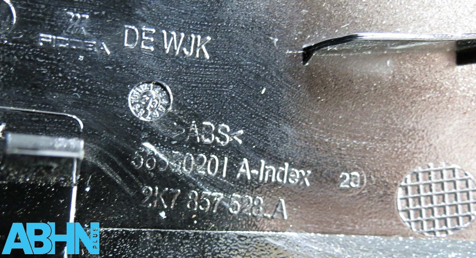 2K7857528A VW Caddy V MK5 2021-2024 Genuine Right Side Wing Mirror Cover Black 8 - Image 8