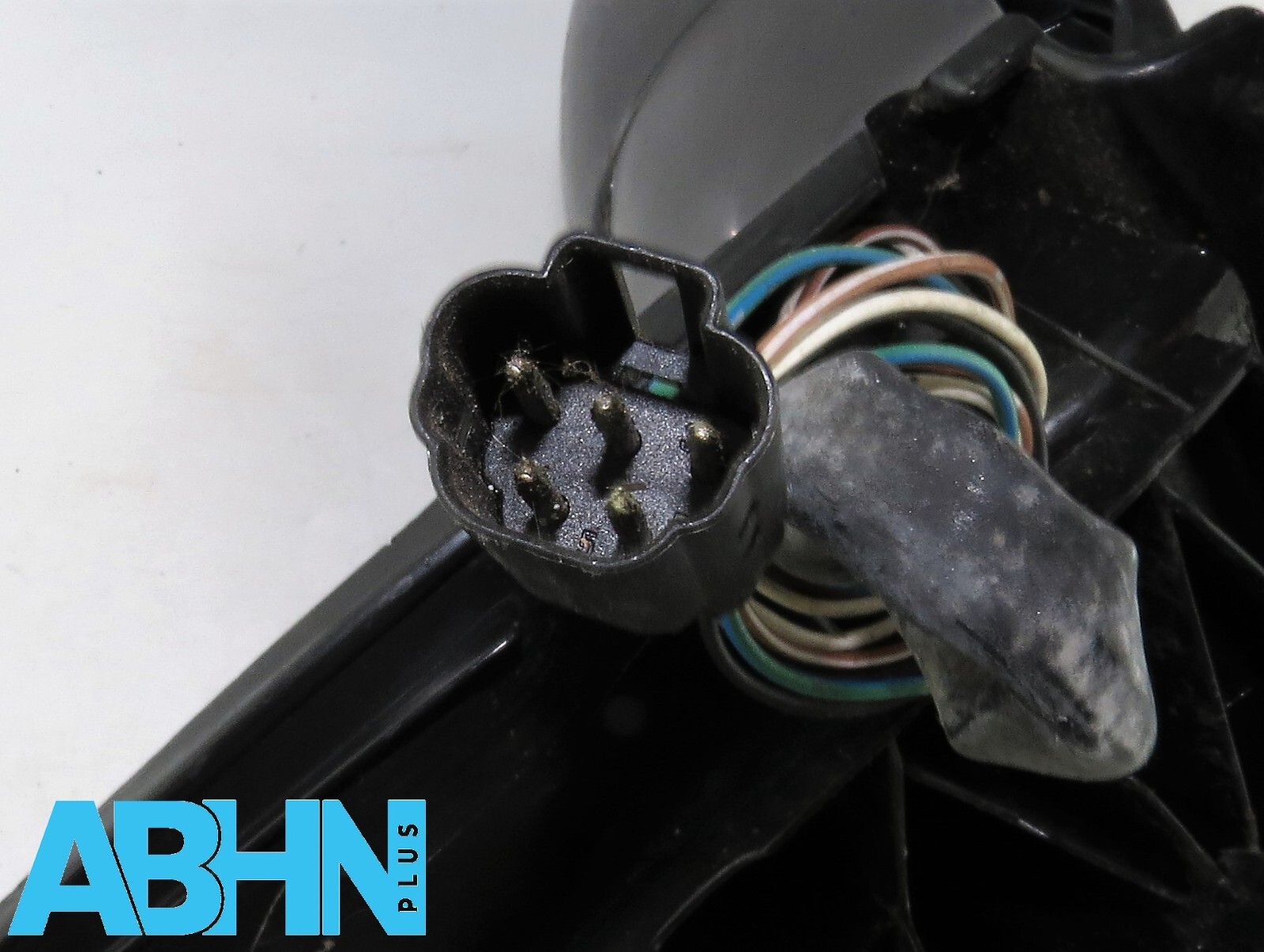 Ford Focus MK1 (1998-2005) Left Side Electric Heated Door Mirror Matte Black - Image 9