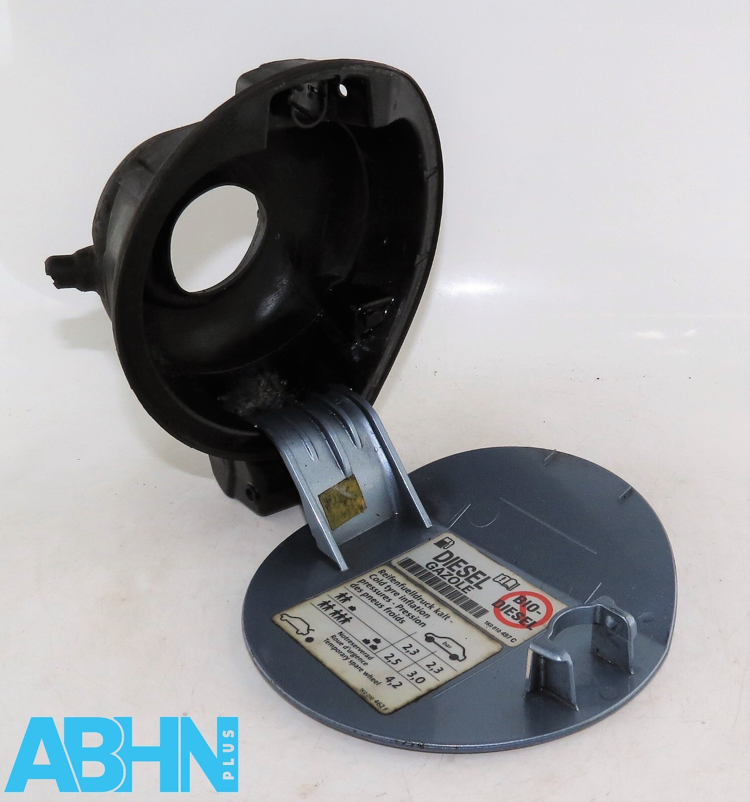 VW Golf 6 MK6 (2009-2013) Hatchback Fuel Flap Cover 5K6809857 Blue-Grey - Image 3