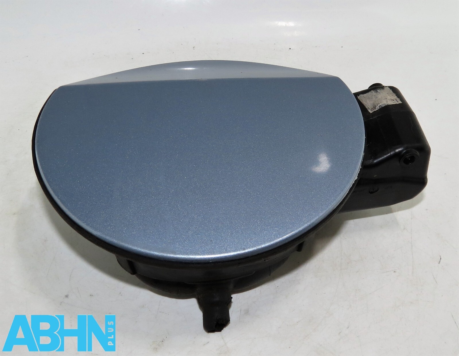 VW Golf 6 MK6 (2009-2013) Hatchback Fuel Flap Cover 5K6809857 Blue-Grey - Image 4