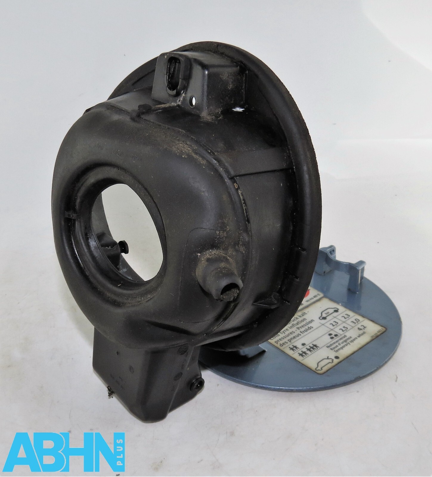 VW Golf 6 MK6 (2009-2013) Hatchback Fuel Flap Cover 5K6809857 Blue-Grey - Image 7