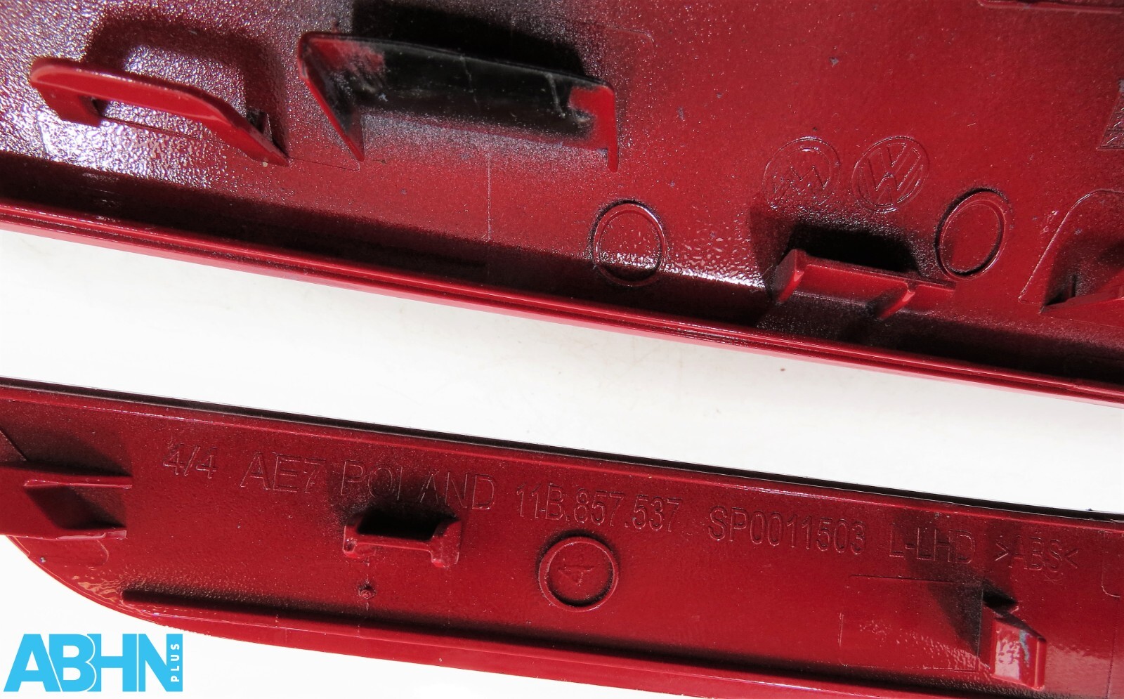 11B.857.537 VW ID.4 ID.5 Genuine Left Side Wing Mirror Cover Kings Red Premium 3 - Image 7