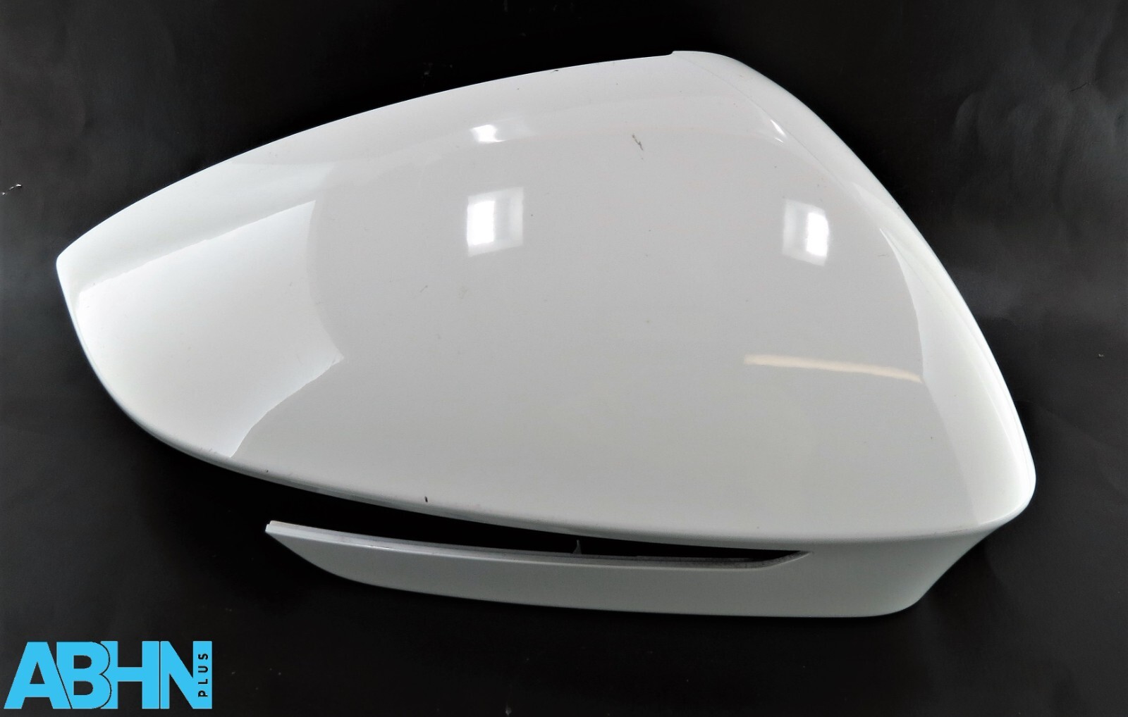 11B.857.538 VW ID.4 ID.5 Genuine Right Side Wing Mirror Cap Cover Gloss White 7
