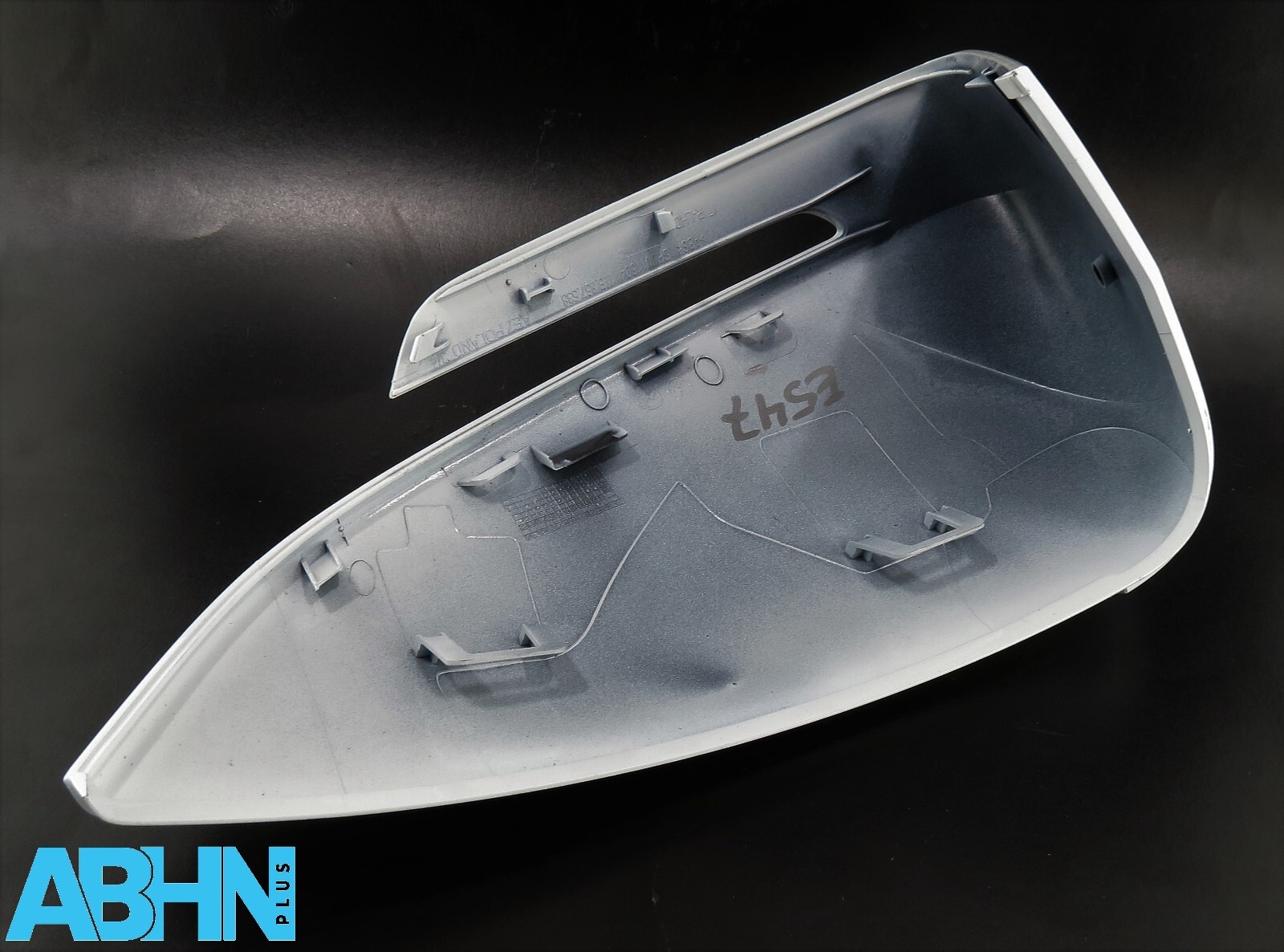 11B.857.538 VW ID.4 ID.5 Genuine Right Side Wing Mirror Cap Cover Gloss White 7 - Image 6