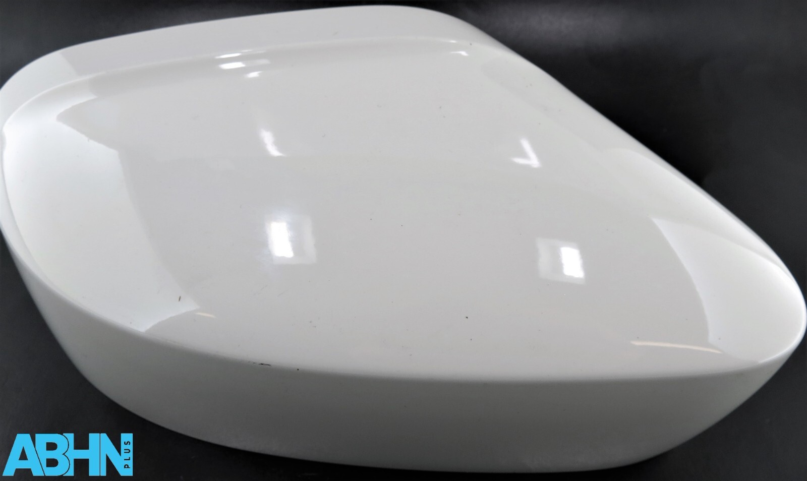 2K5857528B VW Caddy MK4 Genuine Right RH Side Wing Mirror Cover Candy White B9A2 - Image 4