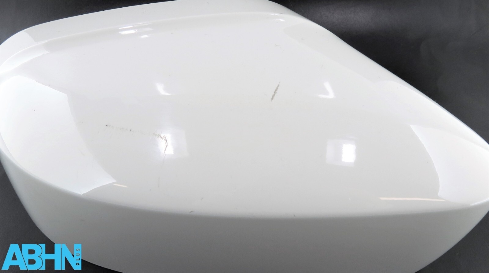 2K5857528B VW Caddy MK4 Genuine Right RH Side Wing Mirror Cover Candy White B9A3 - Image 4