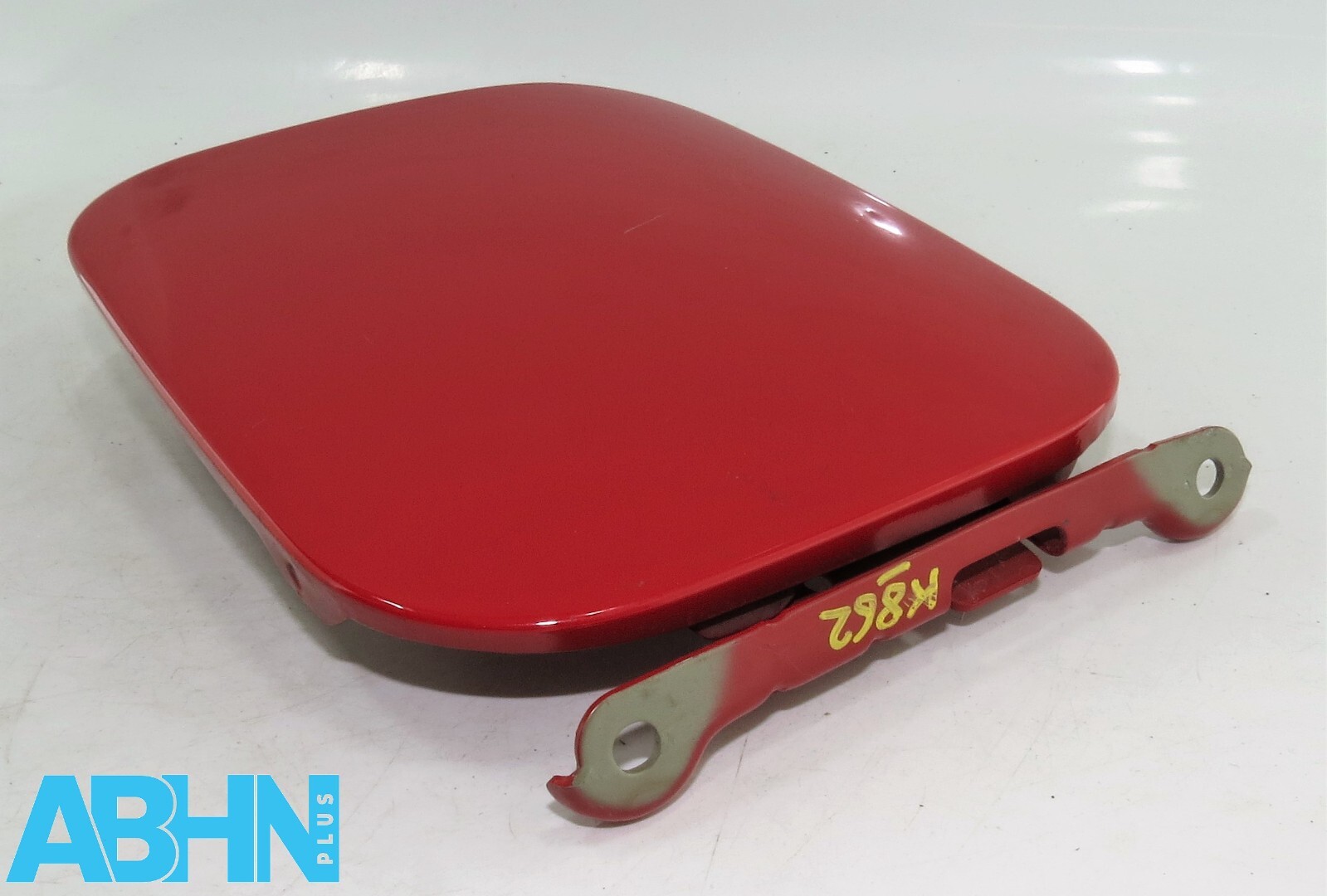 Genuine Nissan Qashqai MK2 J11 (2014-2021) SUV Fuel Flap Cover Solid Red Z10 - Image 8