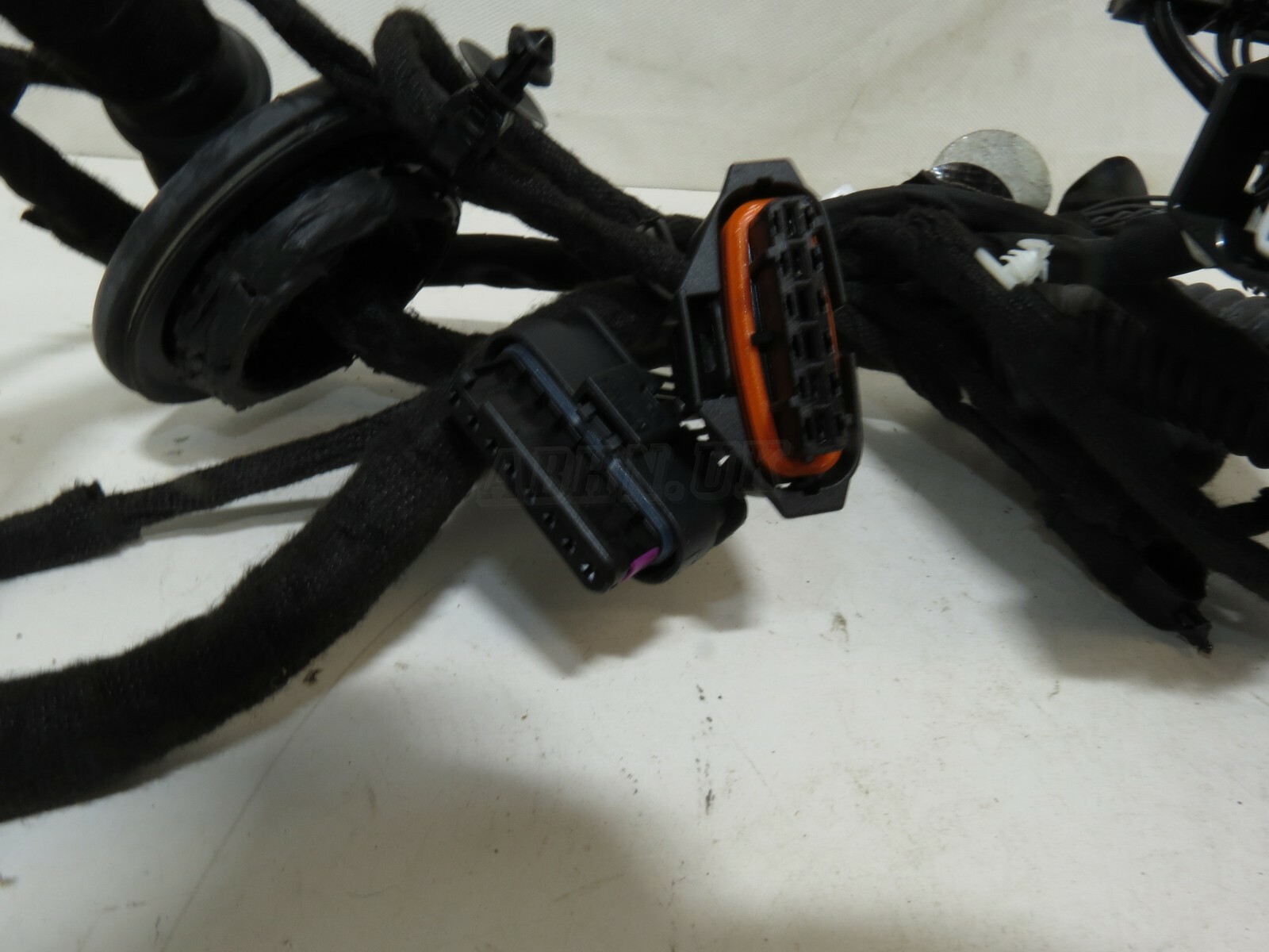 Discovery V MK5 L462 Rear Right Side RHS Door Wiring Loom Harness HY32-14632-ACD - Image 4