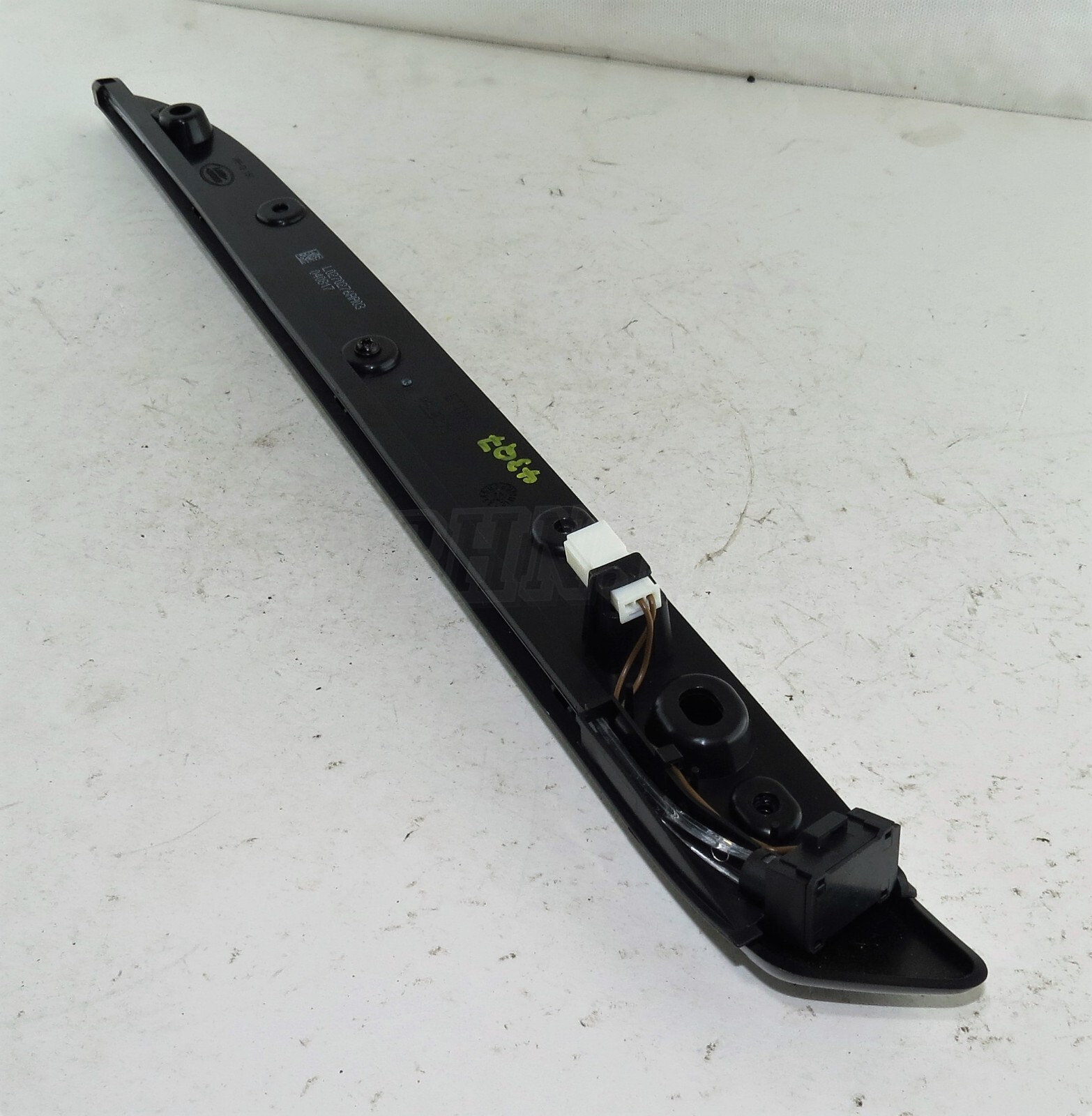 Land Rover Discovery V 5 L462 Left Door Trim + LED Gloss Black L0260291AA04 - Image 4