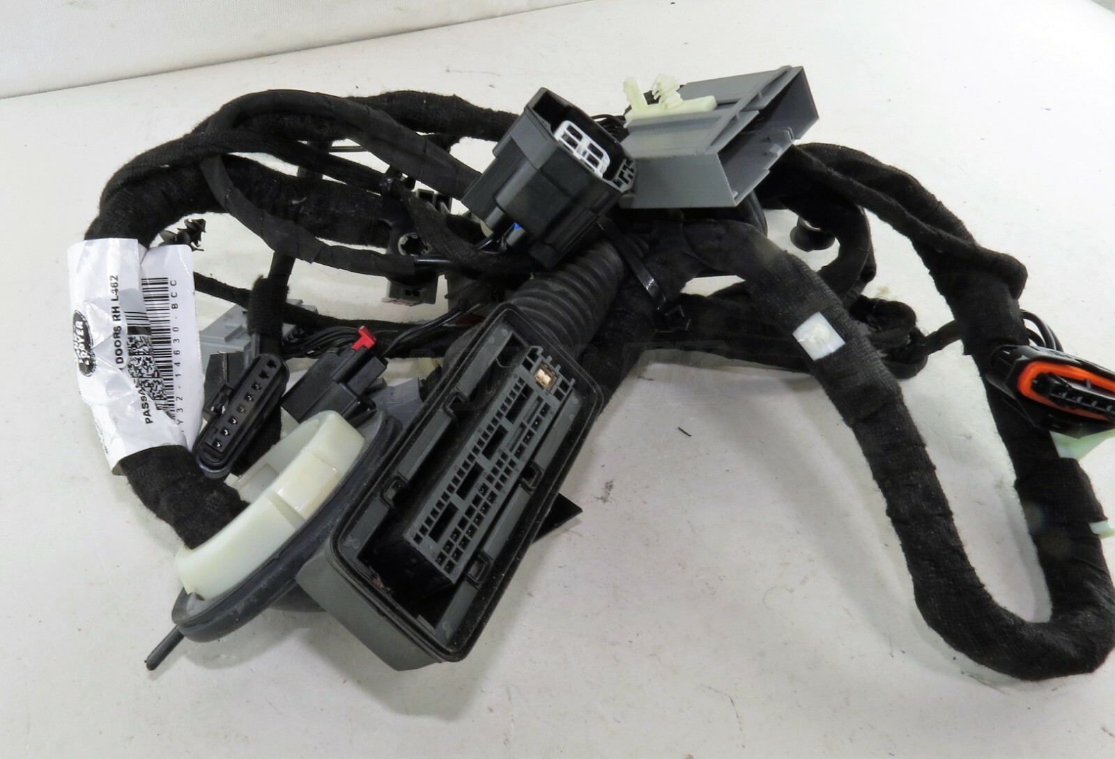 Discovery L462 15-19 Front Passenger LHD Door Wiring Loom Harness HY32-14630-BCC - Image 6