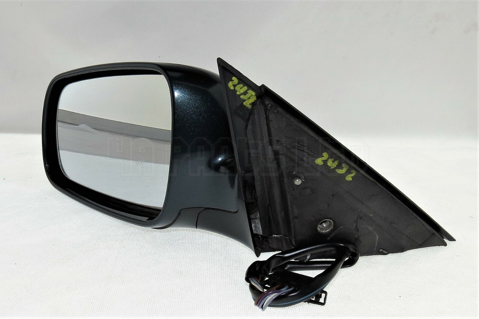 VW Passat B5 (1996-2003) Left Side Electric Heated Door Mirror Met Grey-Green - Image 2