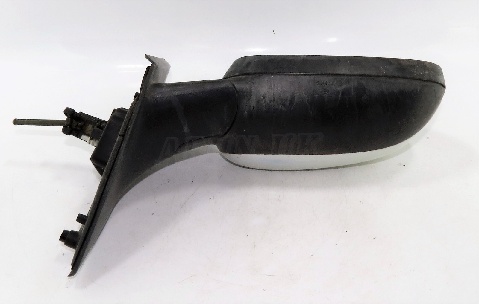 Vauxhall (Opel) Corsa C 2000-2006 Right Side Manual Adjustable Door Mirror White - Image 8