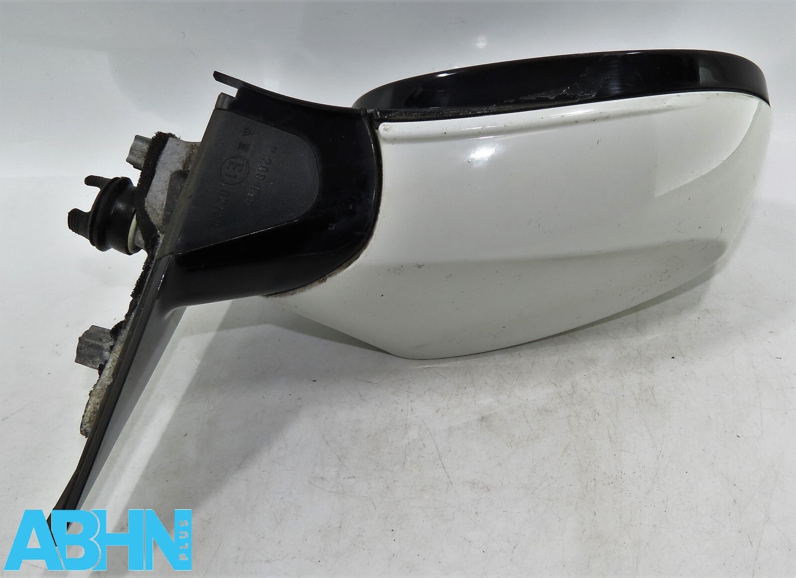 BMW 1 Series E82 E88 LCi 09-13 Right Side Electric Door Mirror White +Gloss Base - Image 8