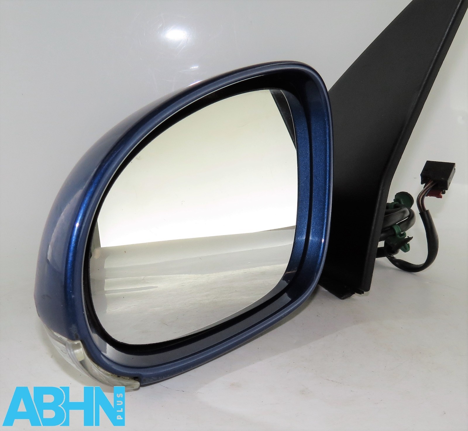 VW Golf 5 MK5 (05 - 09) Left Side Electric Heated Door Mirror 1K2857501 Met Blue - Image 5