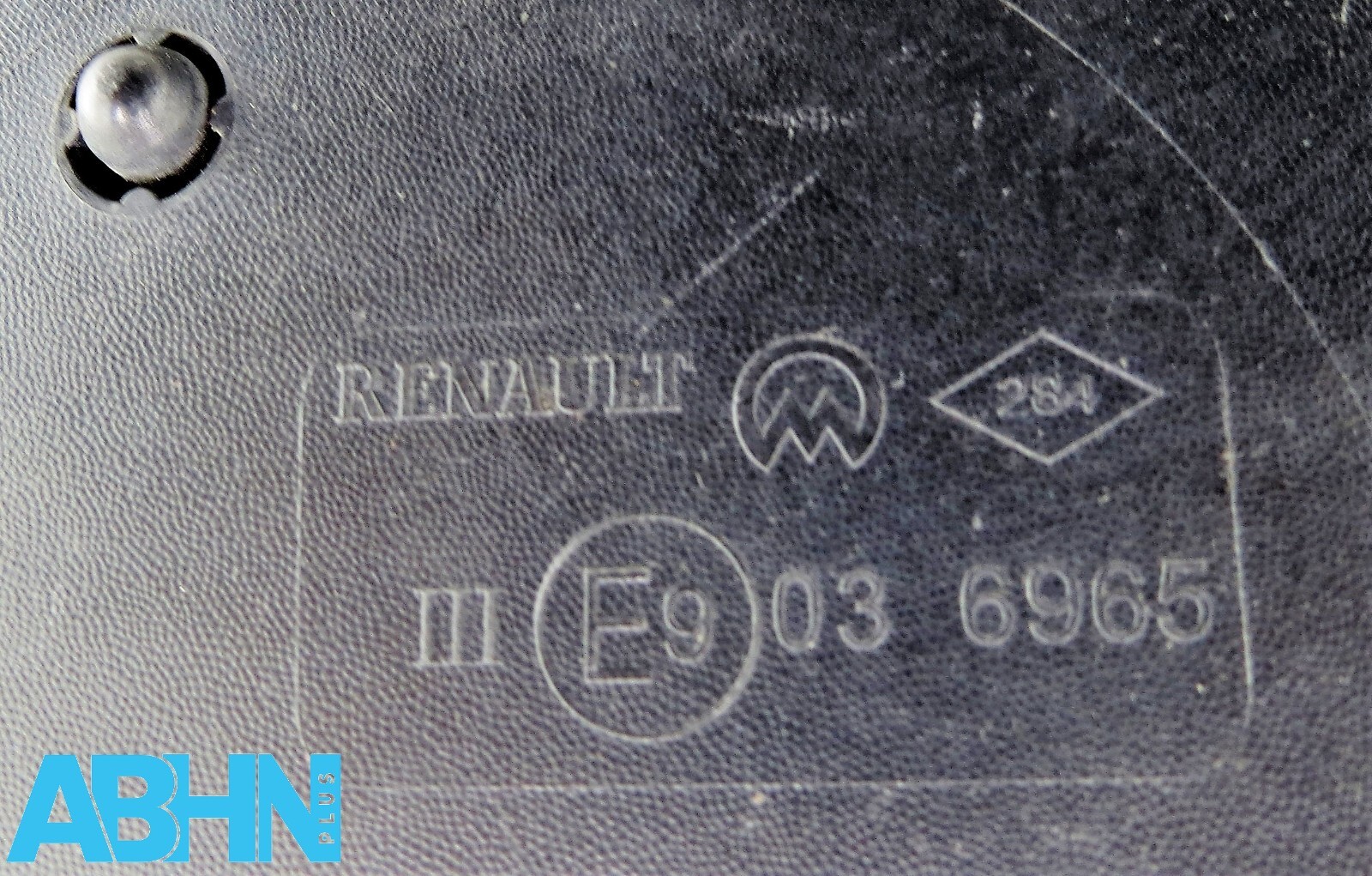 Genuine Dacia Sandero (13-22) Hatchback Electric Heated Right Wing Mirror White - Image 9