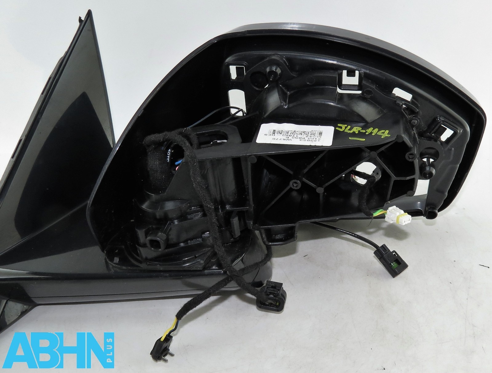 Range Rover Velar L560 (21-25) LHD Folding Left Door Mirror Housing 21-Wires+Cam - Image 3