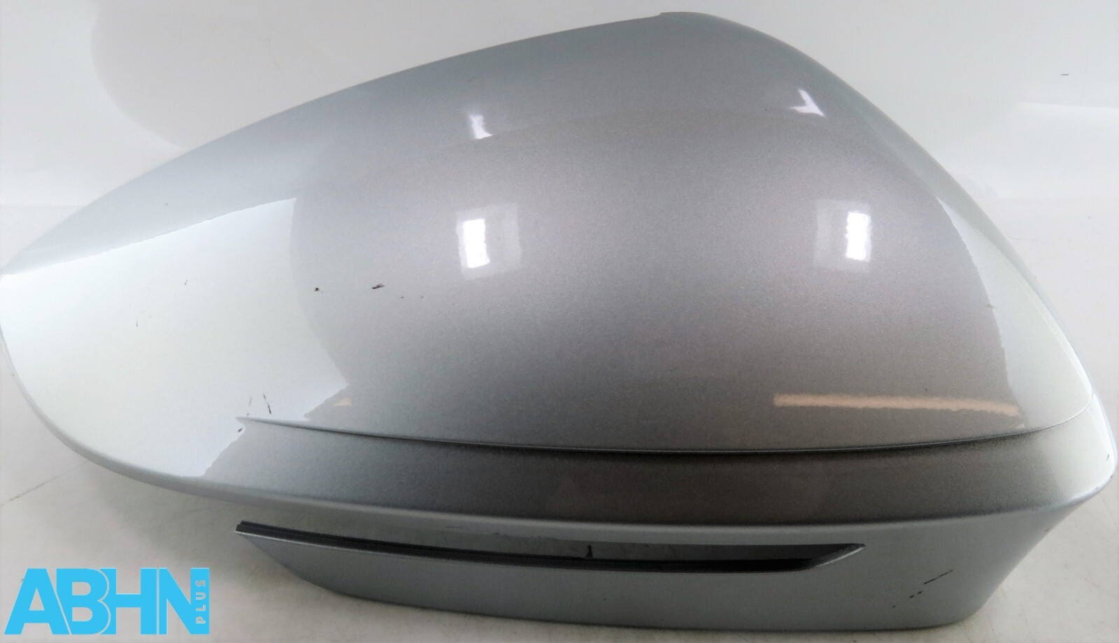 Audi Q4 Skoda Enyaq iV Right Side LHD Wing Mirror Cover Brilliant Silver Met - Image 3