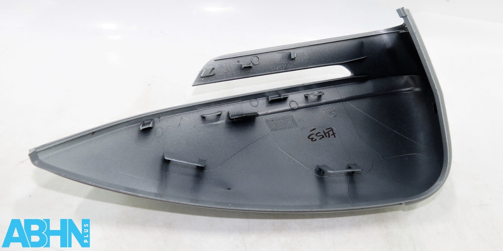 Audi Q4 Skoda Enyaq iV Right Side LHD Wing Mirror Cover Brilliant Silver Met - Image 4