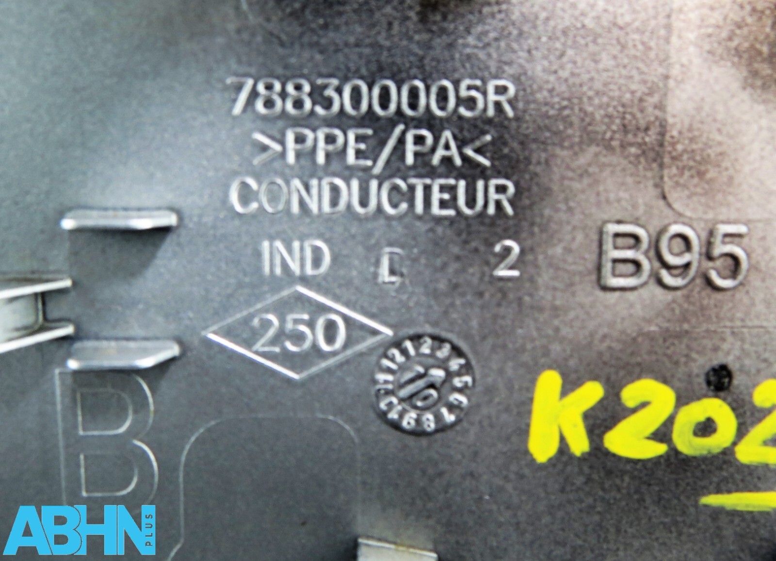 Renault Megane III MK3 /08-16 5-Door Hatch Fuel Flap Cover B95 788300005R Silver - Image 9