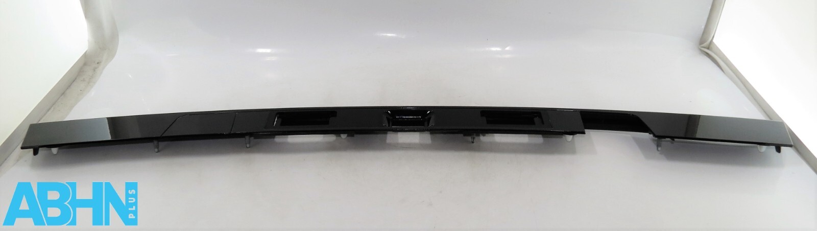 FK7240406BH Discovery Sport L550 Genuine Tailgate Boot Open Plate Light Holder* - Image 10