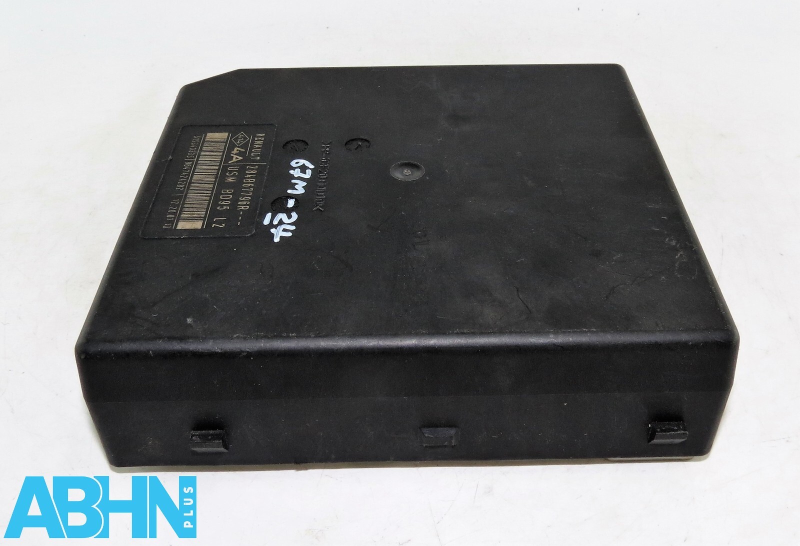 284B67796R Renault Megane Mk3 CC (09-16) USM BD95 L2 4A Main Fuse Box Controller - Image 4