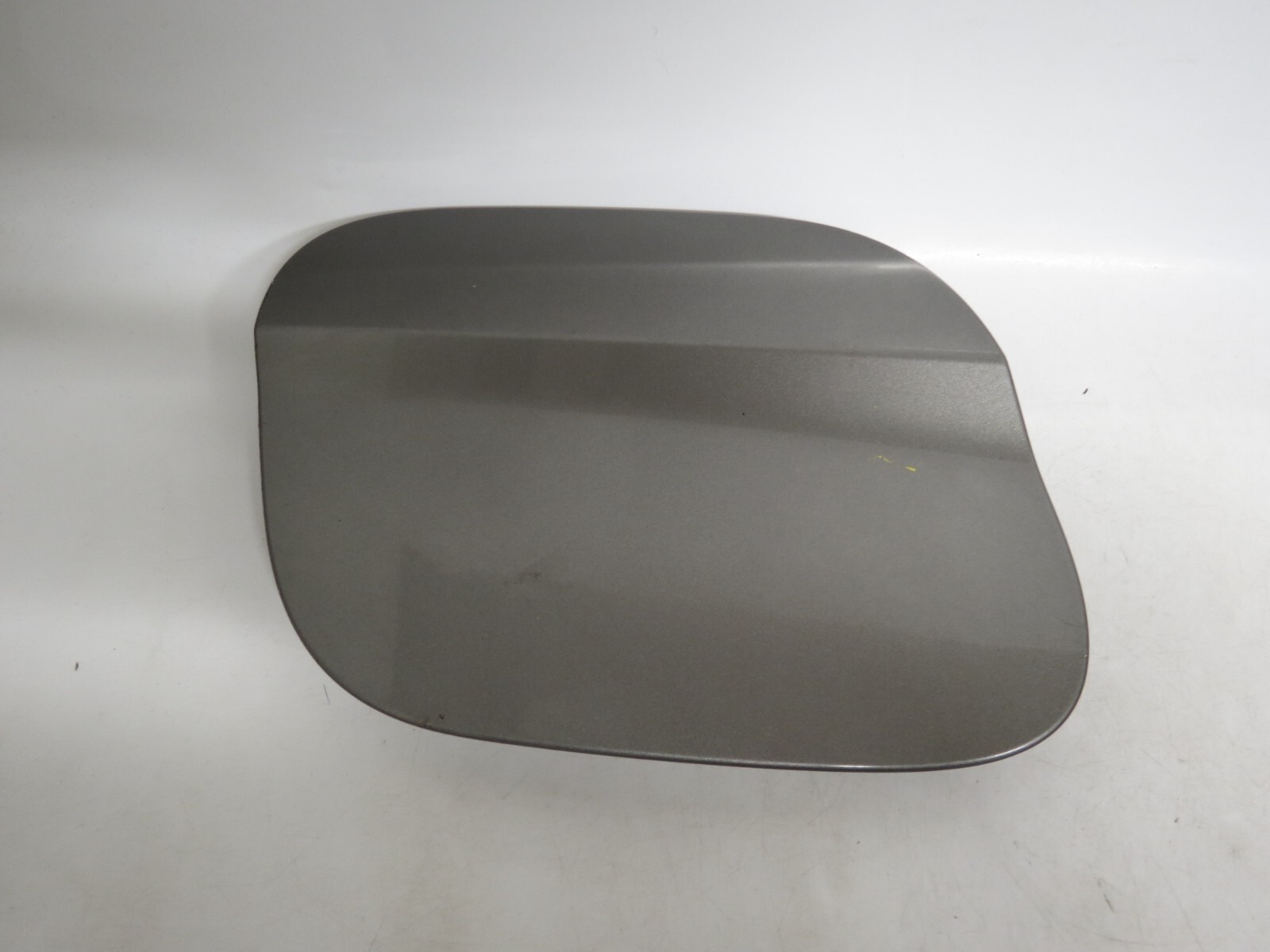 Vauxhall Opel Astra K MK7 /15-20 Fuel Flap Cover 13463255 D2JO Met Beige-Grey - Image 3