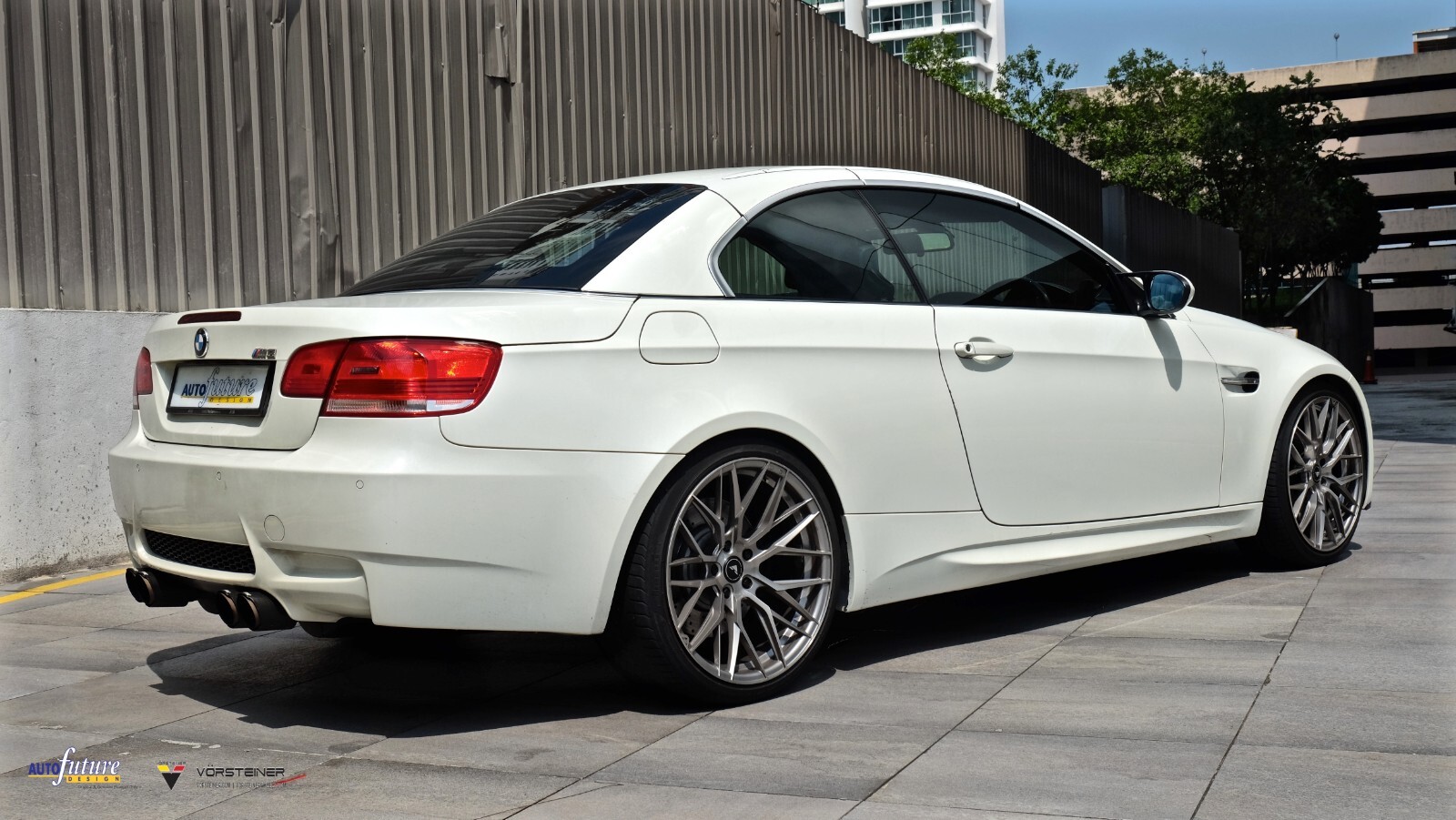 BMW 3 Series E93 Convertible /05-13 Fuel Flap Cover 51177144328 Alpine White 300 - Image 3