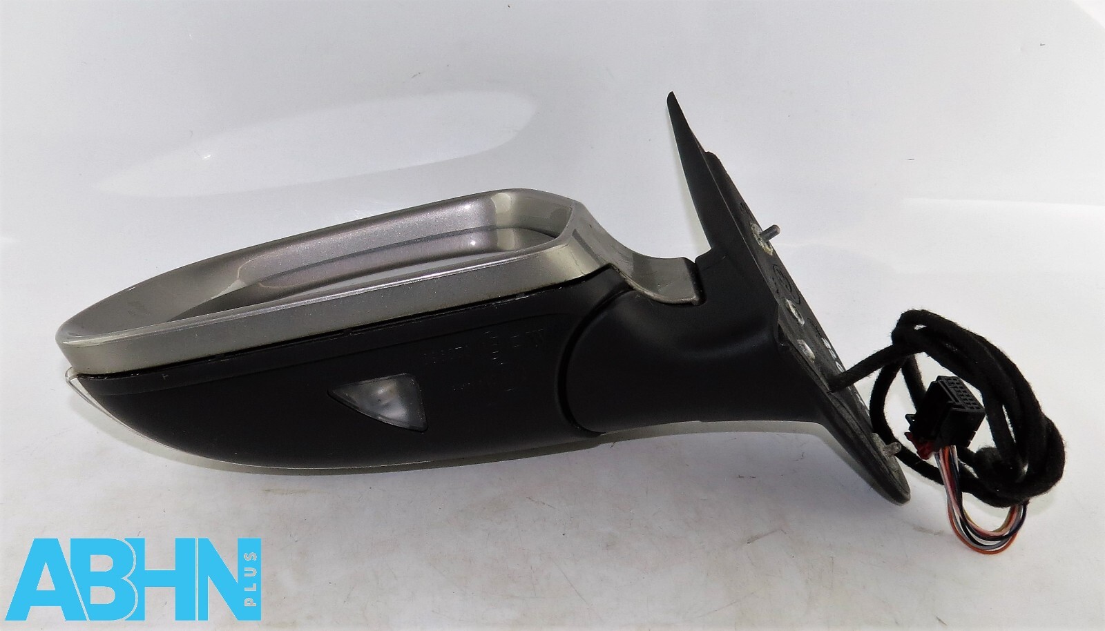 Skoda Octavia MK2 1Z Facelift (09 - 13) Power Folding Left Wing Mirror Met Beige - Image 8
