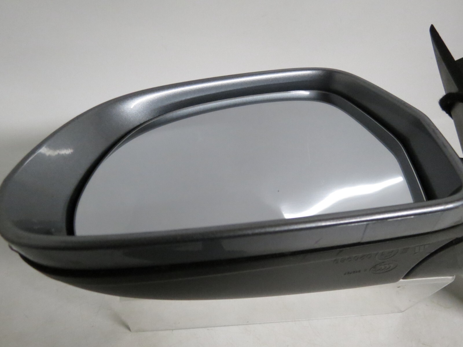 Skoda Superb Mk2 3T (2008 - 2015) Left Side Electric Heated Wing Mirror Met Grey - Image 8