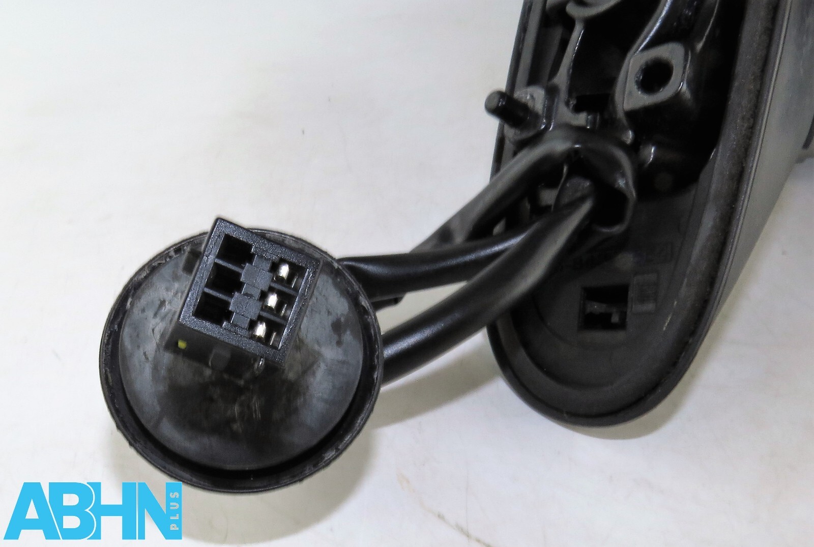 Vauxhall Corsa-D E 2006-2018 Left Side Electric Wing Mirror Housing Only 3-Wires - Image 7