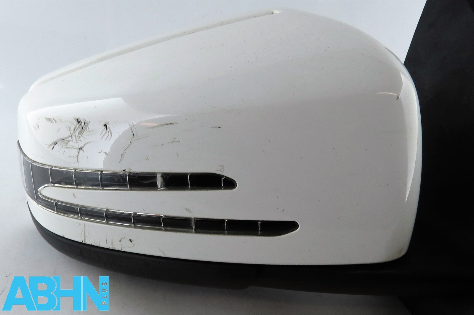 Mercedes C-Class Coupe C204 (11-15) Power Folding Right Wing Mirror A2048101025 - Image 4