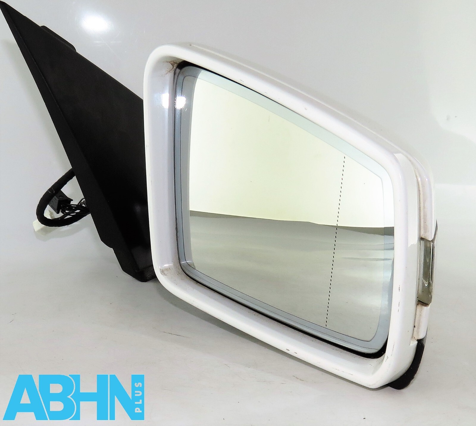 Mercedes C-Class Coupe C204 (11-15) Power Folding Right Wing Mirror A2048101025 - Image 5