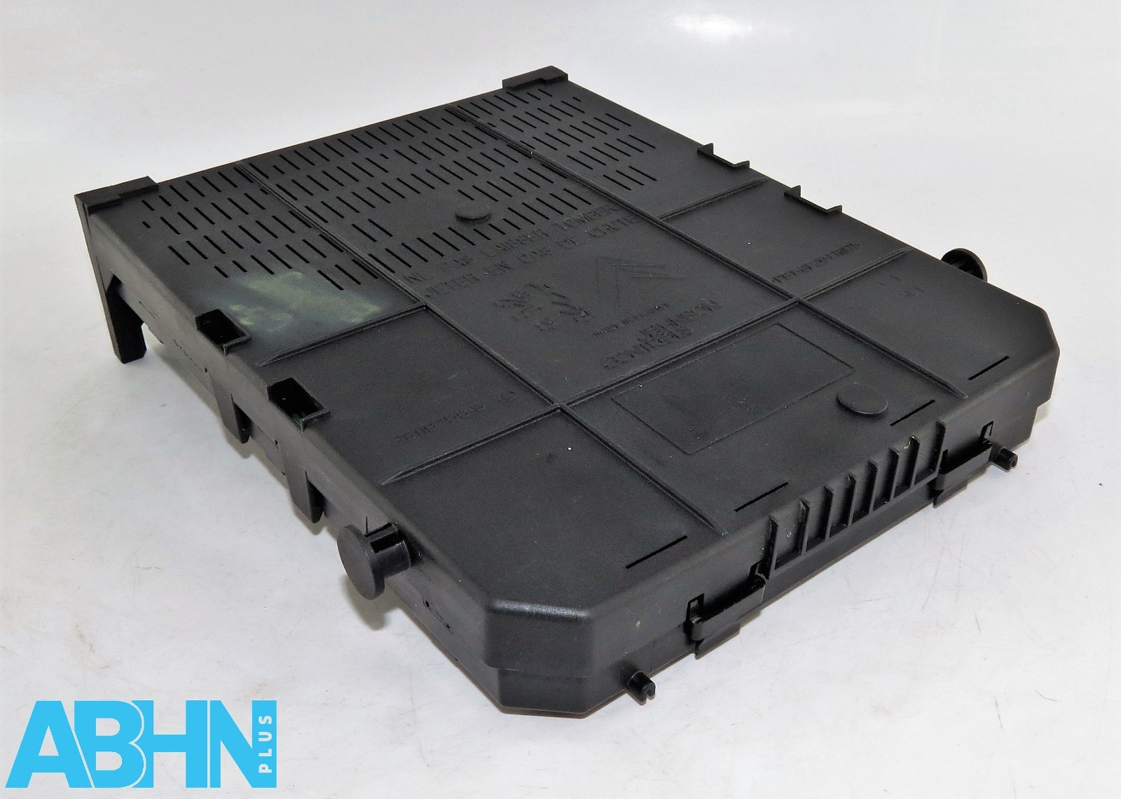 Citroen Berlingo Partner BSI04EV2 KE1-00 230517 Fuse Box BSI 981218858002 V03.07 - Image 6