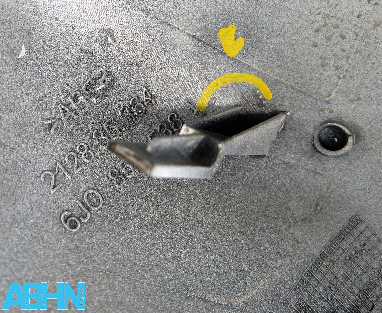 Seat Exeo 3R2 Ibiza Leon 08-13 Right Door Mirror Cover 6J0857538B Candy White 2B - Image 8