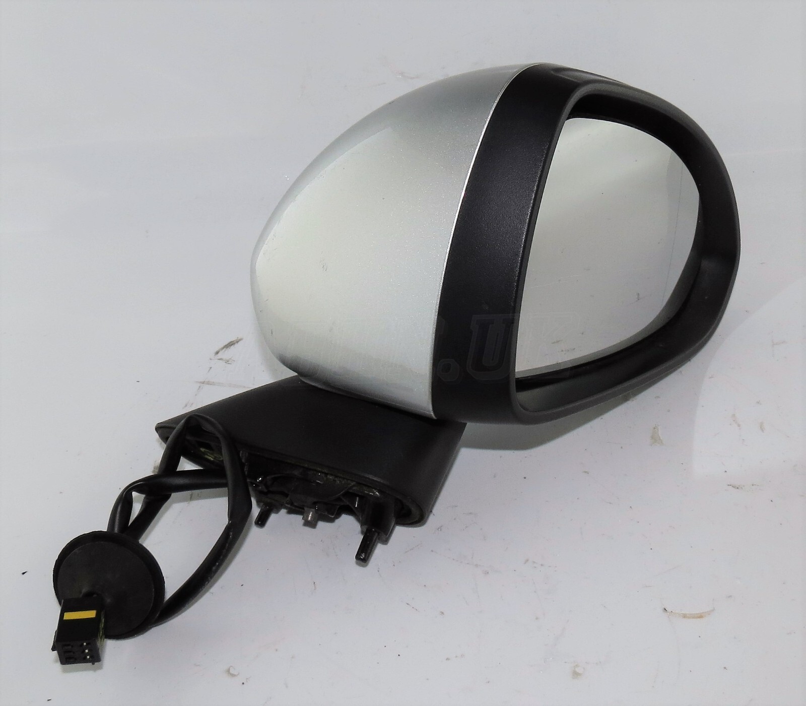 Vauxhall Corsa-D E 06-18 Right Side Electric Door Mirror 3-Wires Metallic Silver - Image 2