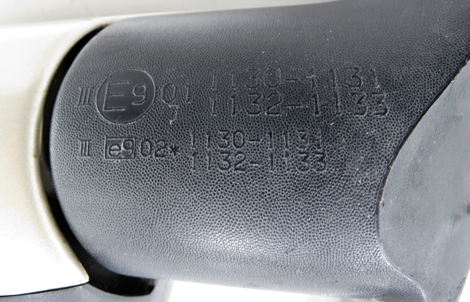 Renault Megane II Convertible (03-09) Right Side Power Folding Door Mirror Beige - Image 9