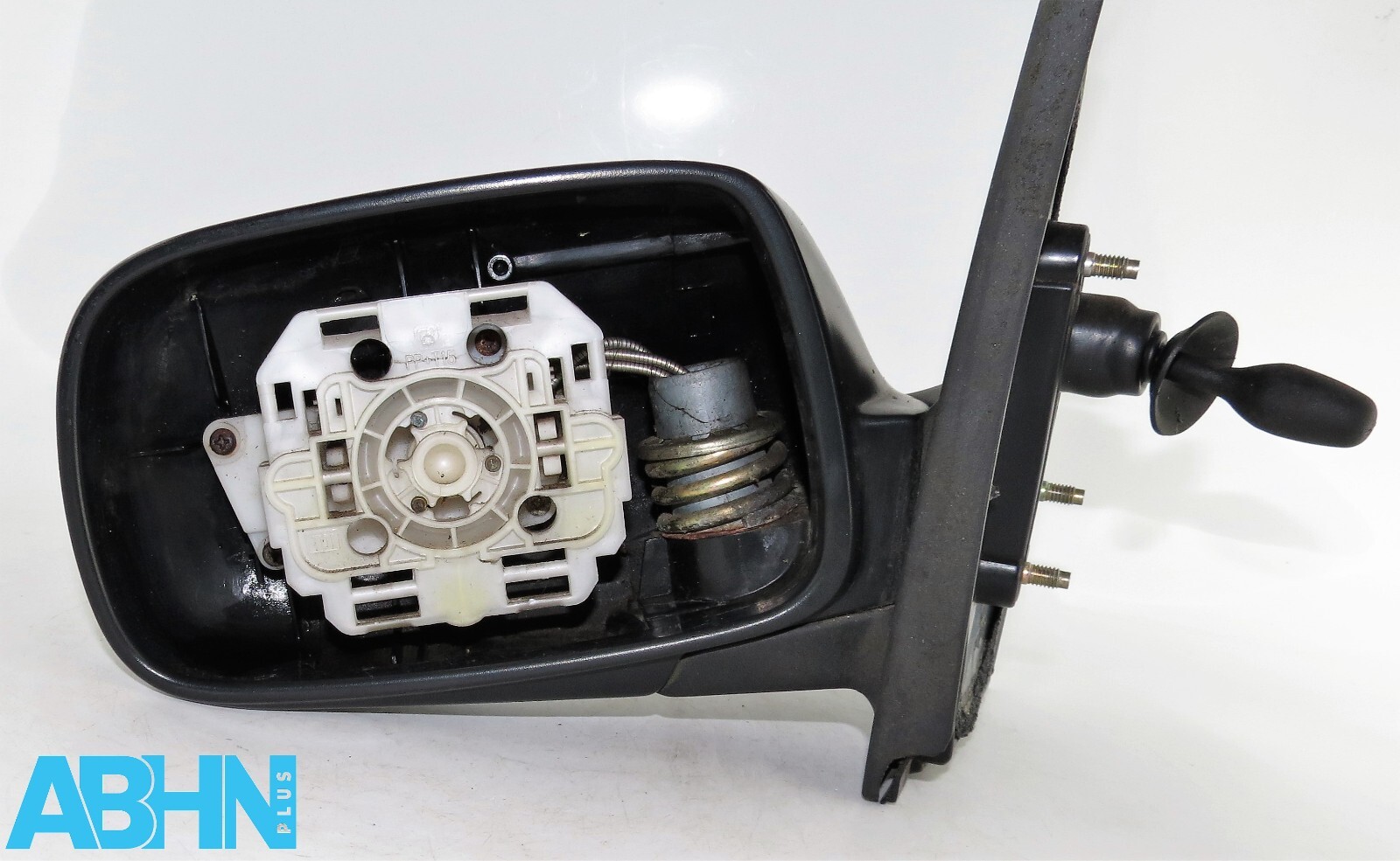 Toyota Yaris MK1 Vitz 99-05 Left Side Manual Door Mirror (3x Bolts)/ No-Glass - Image 5