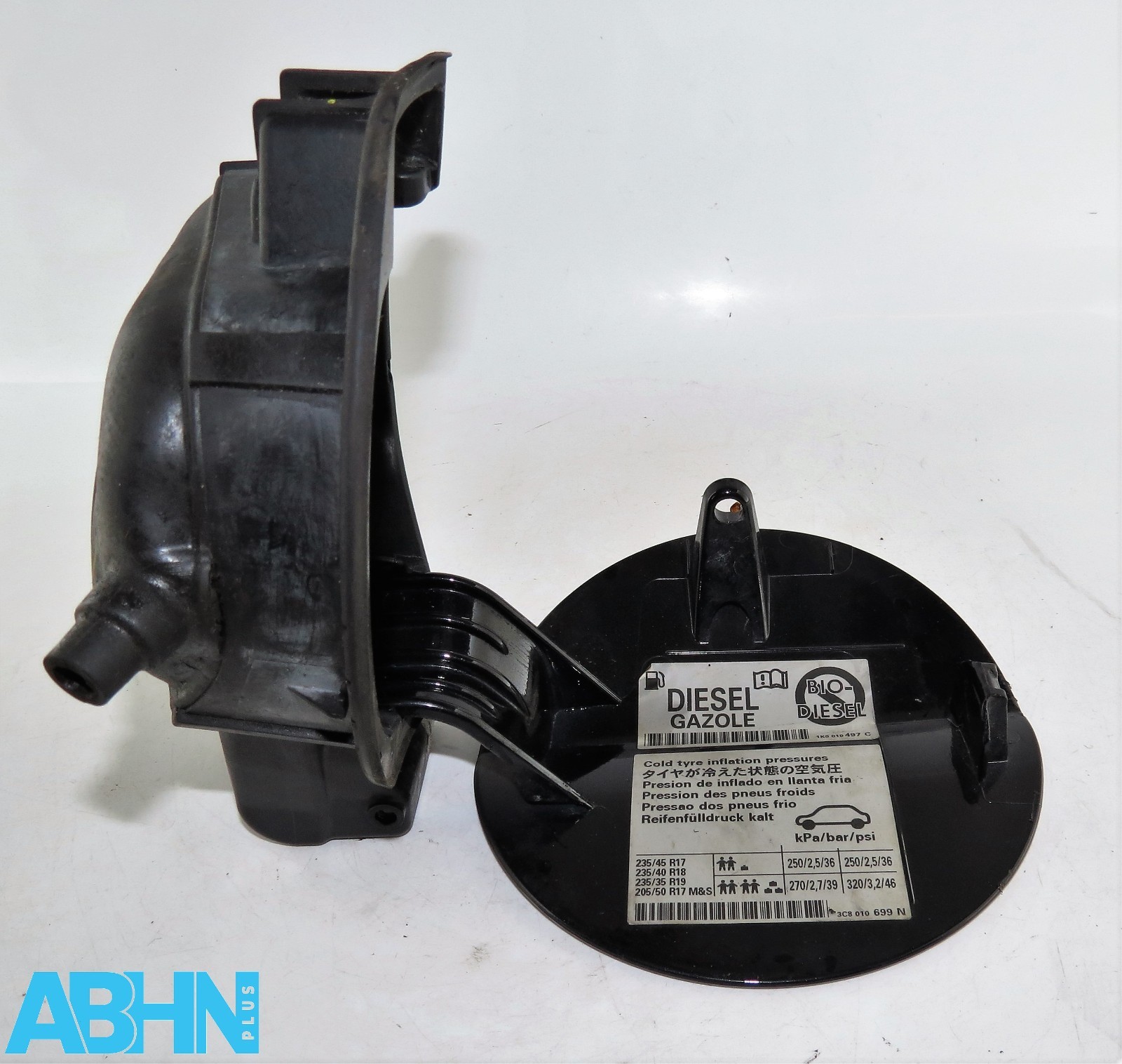 VW Passat CC B6 B7 (2008 - 2016) Coupe Fuel Flap Cover 3C8809857 Metallic Black - Image 8