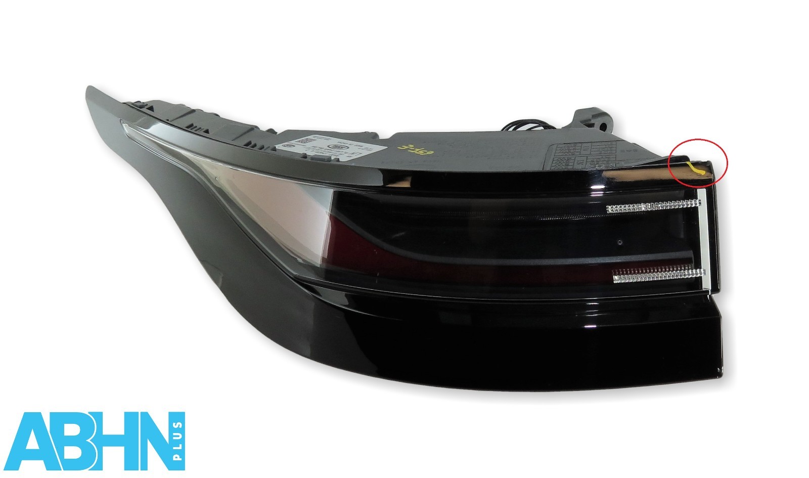 R8D2-13405-AD Range Rover Evoque L551 (24-25) Left Rear Outer Tailgate Light/ E